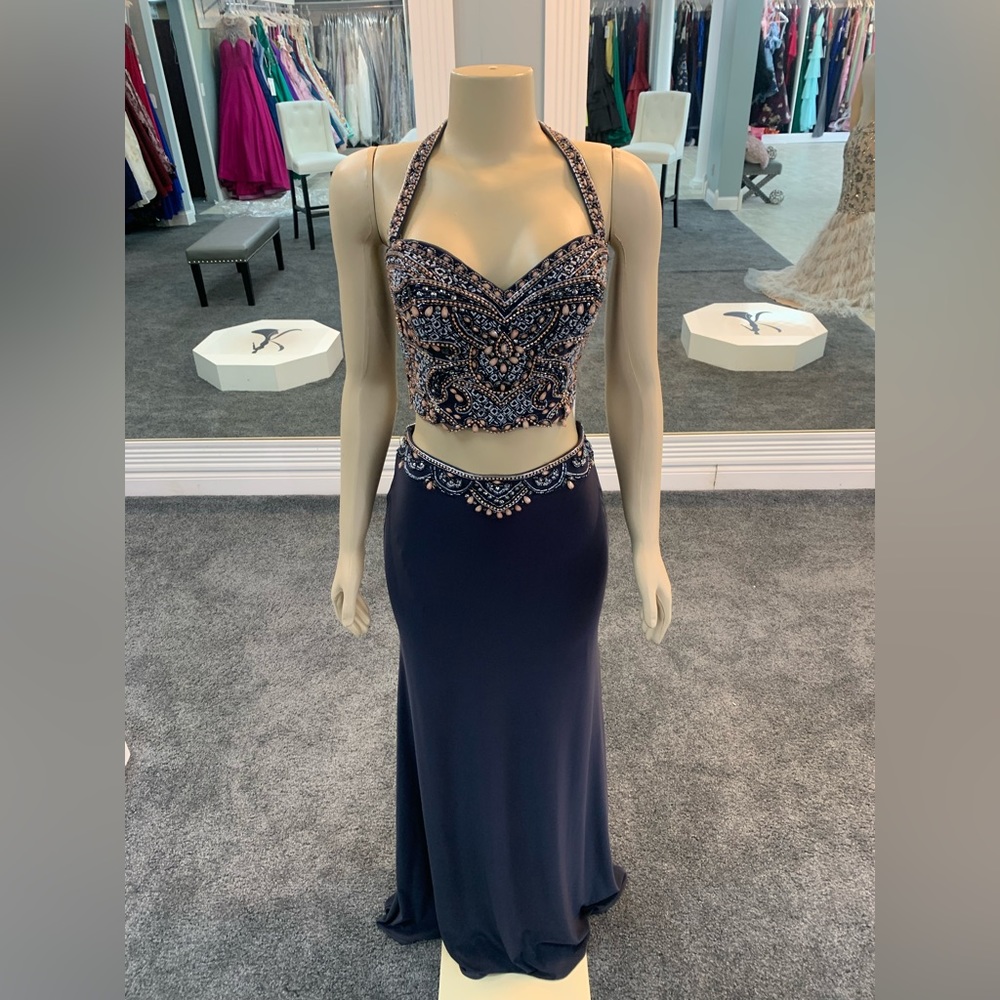 size 8 charcoal and pink. trumpet. halter top beaded. beaded waist 2 piece